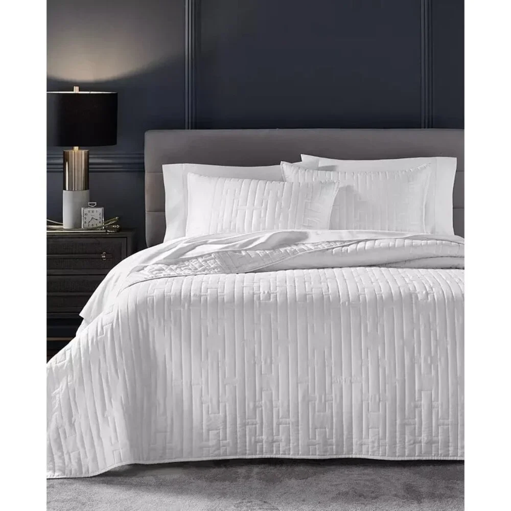 Hotel Collection Chain Links Coverlet Set Full Queen White MSRP $475